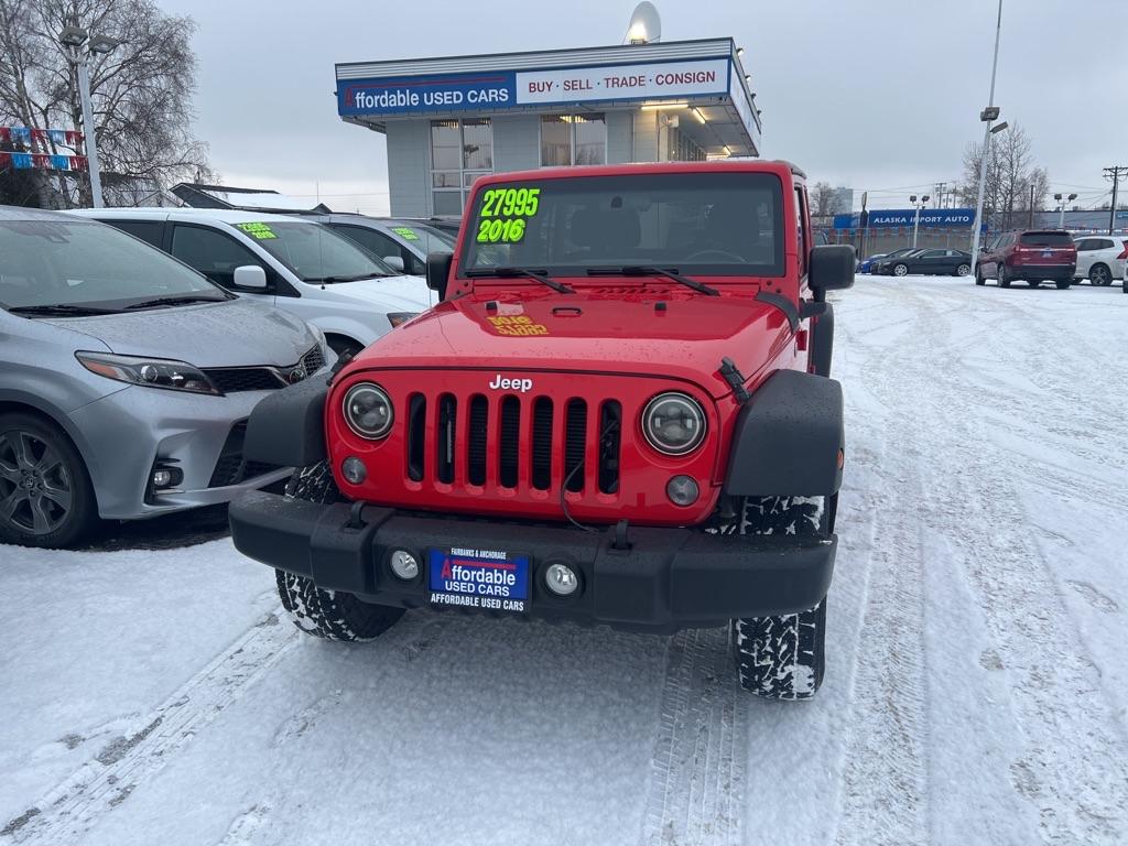 photo of 2016 JEEP WRANGLER UNLIMI 4DR