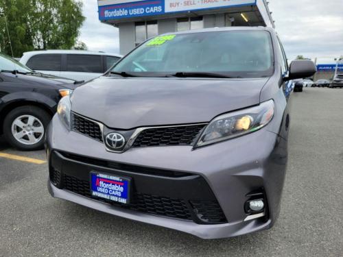 2018 TOYOTA SIENNA 4DR