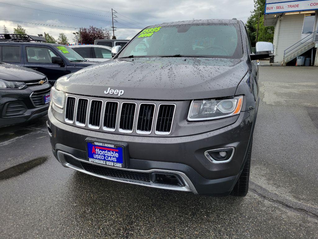 photo of 2016 JEEP GRAND CHEROKEE 4DR