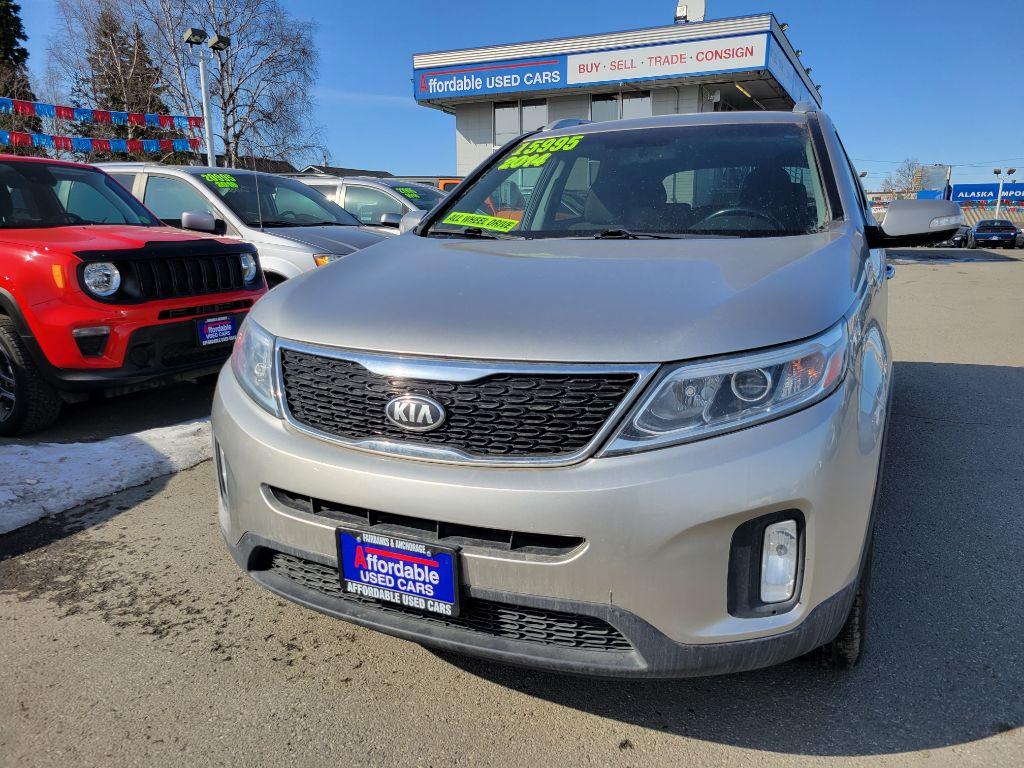 photo of 2014 KIA SORENTO 4DR