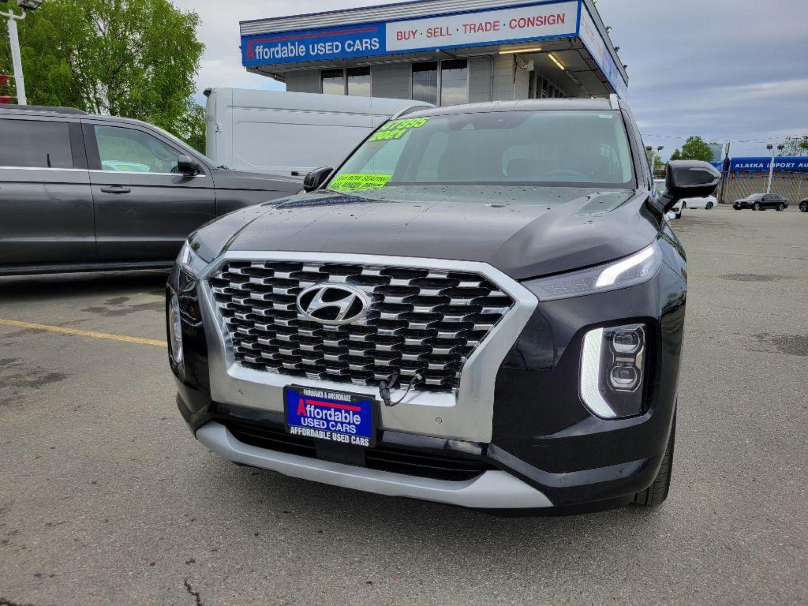 2021 BLACK HYUNDAI PALISADE LIMITED (KM8R5DHE0MU) with an 3.8L engine, Automatic transmission, located at 929 East 8th Ave, Anchorage, AK, 99501, (907) 274-2277, 61.214783, -149.866074 - Photo #0