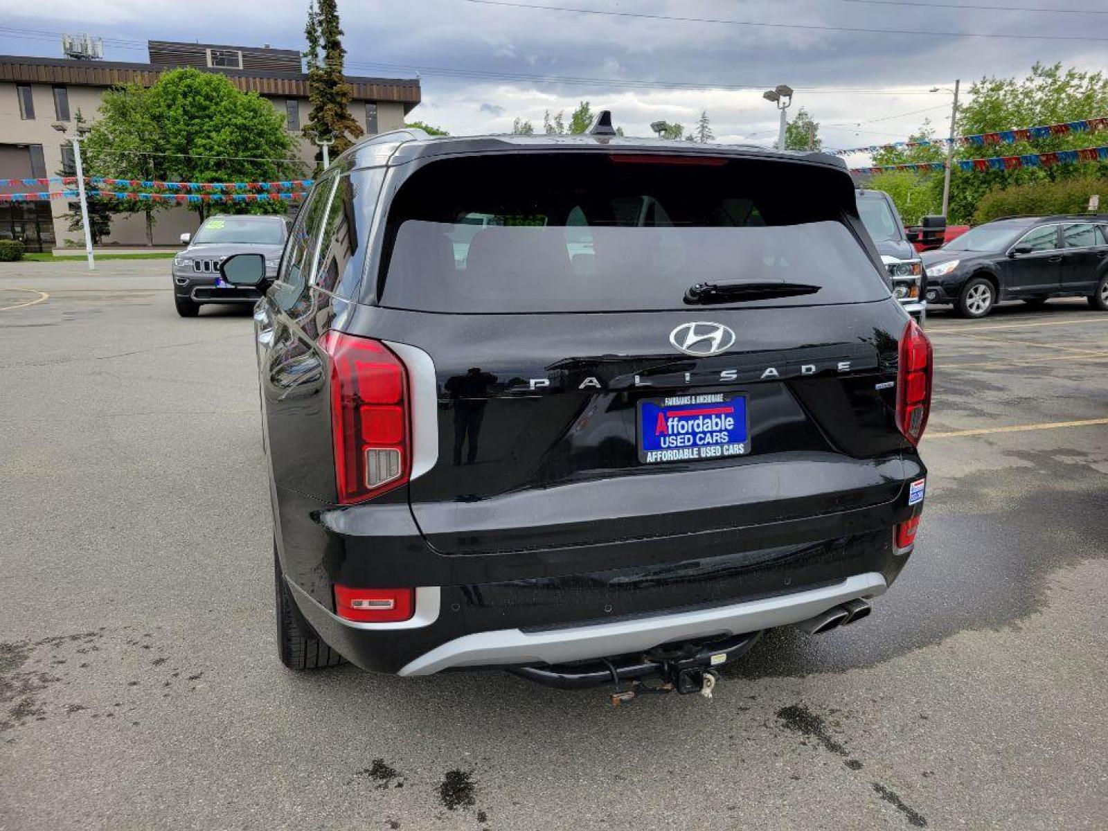 2021 BLACK HYUNDAI PALISADE LIMITED (KM8R5DHE0MU) with an 3.8L engine, Automatic transmission, located at 929 East 8th Ave, Anchorage, AK, 99501, (907) 274-2277, 61.214783, -149.866074 - Photo #2