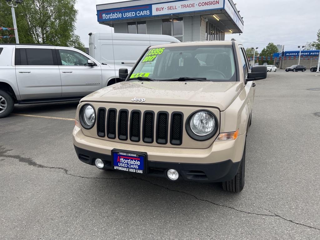 photo of 2017 JEEP PATRIOT 4DR