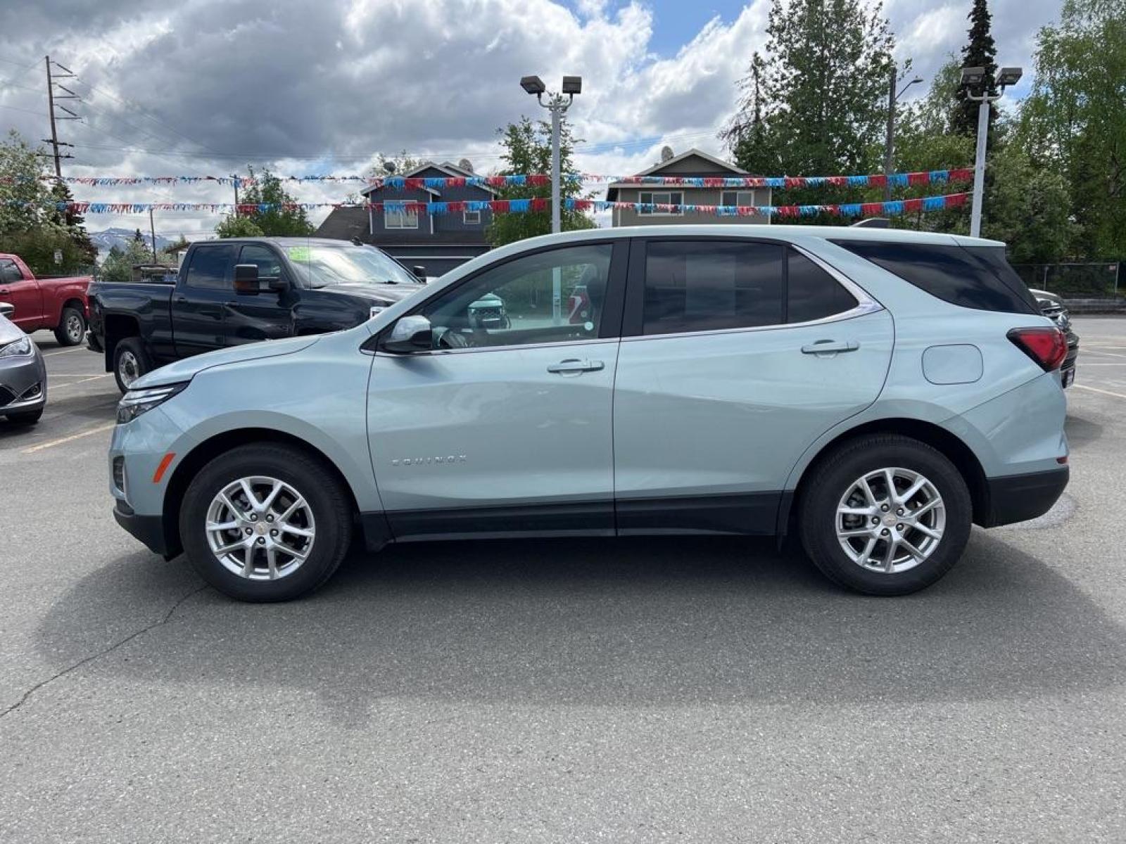 2022 BLUE CHEVROLET EQUINOX LT (2GNAXUEV1N6) with an 1.5L engine, Automatic transmission, located at 929 East 8th Ave, Anchorage, AK, 99501, (907) 274-2277, 61.214783, -149.866074 - Photo #1