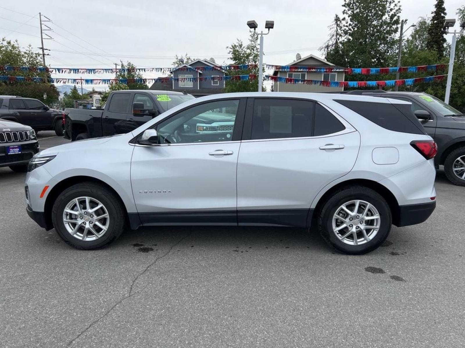2022 SILVER CHEVROLET EQUINOX LT (3GNAXUEV8NL) with an 1.5L engine, Automatic transmission, located at 929 East 8th Ave, Anchorage, AK, 99501, (907) 274-2277, 61.214783, -149.866074 - Photo #1