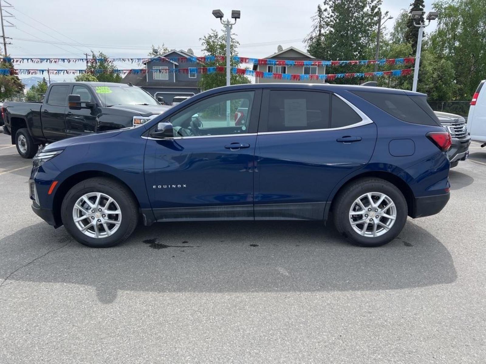 2022 BLUE CHEVROLET EQUINOX LT (3GNAXUEV8NL) with an 1.5L engine, Automatic transmission, located at 929 East 8th Ave, Anchorage, AK, 99501, (907) 274-2277, 61.214783, -149.866074 - Photo #1