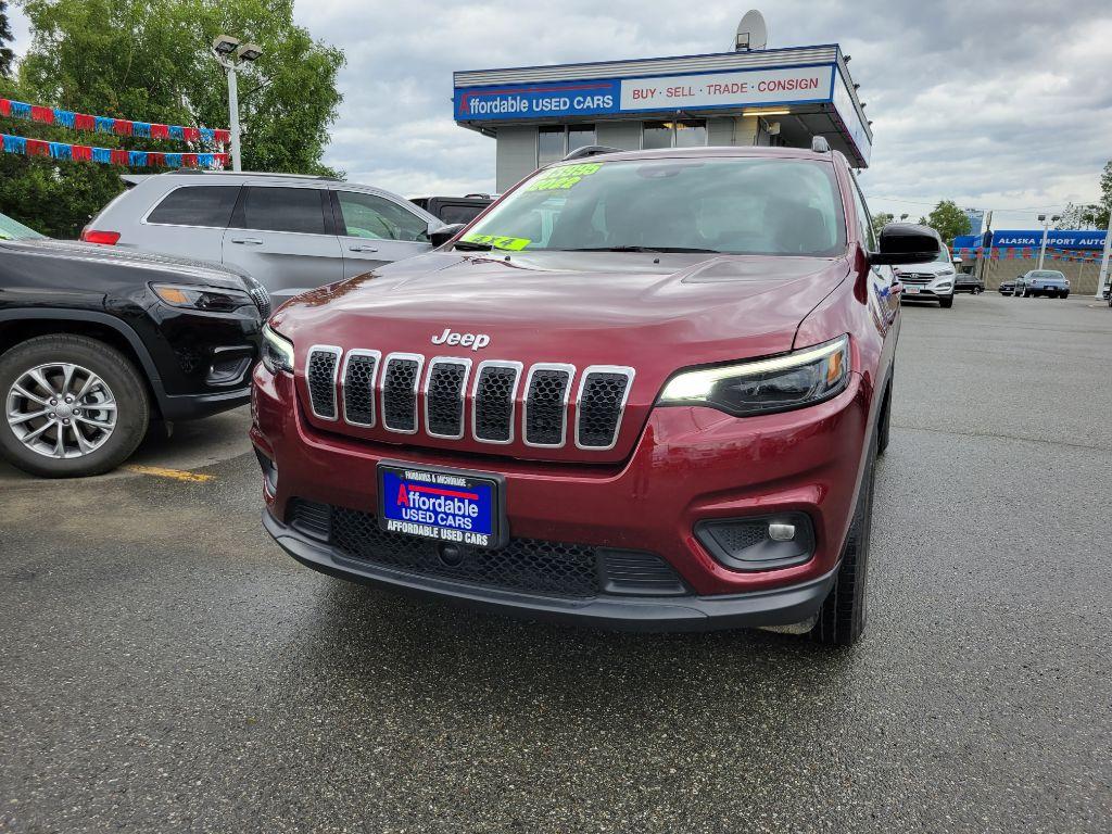 photo of 2022 JEEP CHEROKEE 4DR