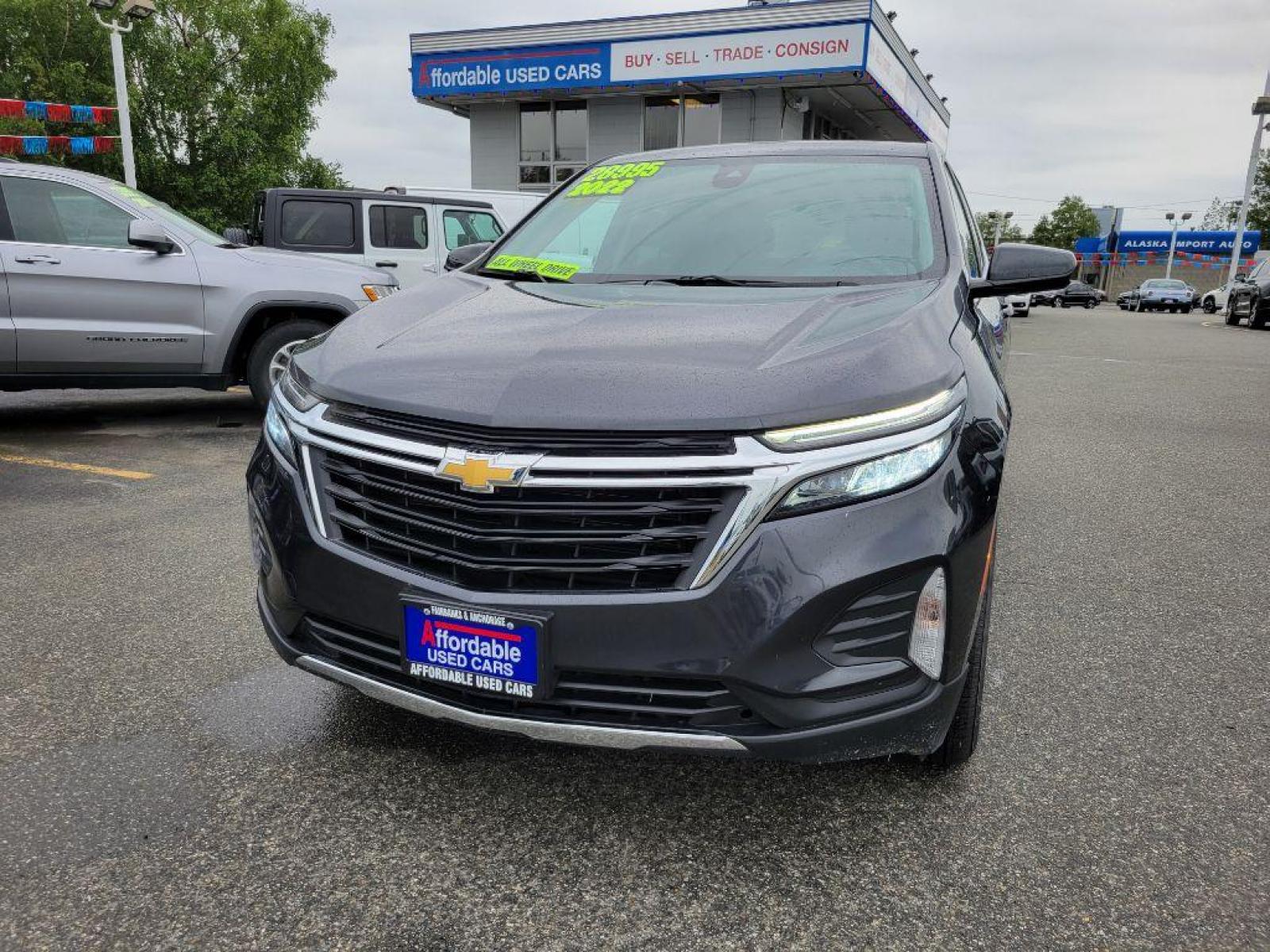 2022 GRAY CHEVROLET EQUINOX LT (2GNAXUEV2N6) with an 1.5L engine, Automatic transmission, located at 929 East 8th Ave, Anchorage, AK, 99501, (907) 274-2277, 61.214783, -149.866074 - Photo #0