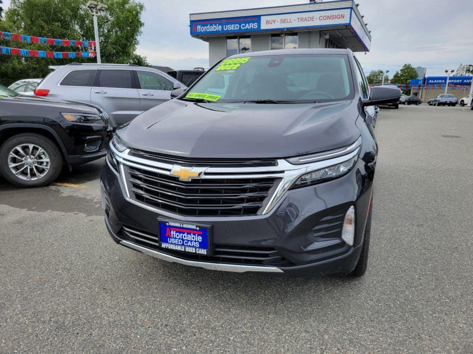 2022 GRAY CHEVROLET EQUINOX LT (2GNAXUEV4N6) with an 1.5L engine, Automatic transmission, located at 929 East 8th Ave, Anchorage, AK, 99501, (907) 274-2277, 61.214783, -149.866074 - Photo #0