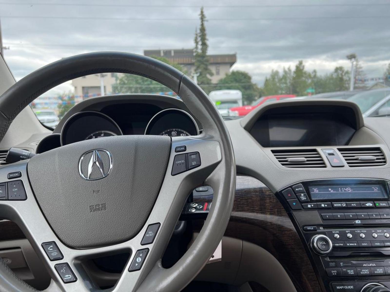 2011 GREY ACURA MDX TECHNOLOGY (2HNYD2H47BH) with an 3.7L engine, Automatic transmission, located at 929 East 8th Ave, Anchorage, AK, 99501, (907) 274-2277, 61.214783, -149.866074 - Photo #5