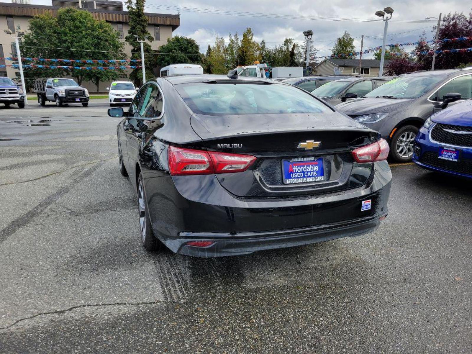 2020 BLACK CHEVROLET MALIBU LT (1G1ZD5ST2LF) with an 1.5L engine, Continuously Variable transmission, located at 929 East 8th Ave, Anchorage, AK, 99501, (907) 274-2277, 61.214783, -149.866074 - Photo #2