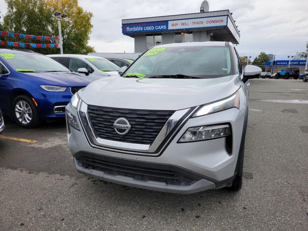 photo of 2021 NISSAN ROGUE SV 4DR