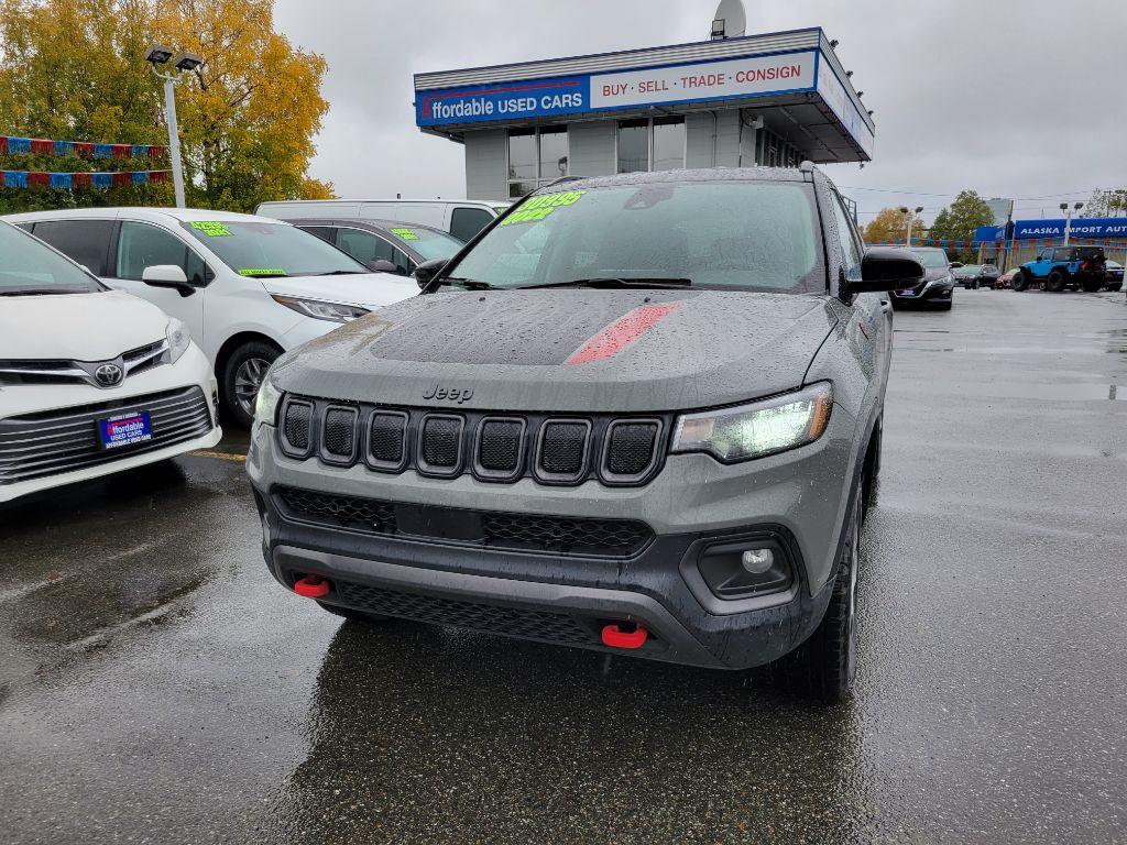 photo of 2022 JEEP COMPASS 4DR