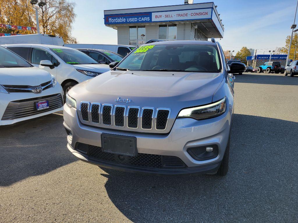 photo of 2022 JEEP CHEROKEE 4DR