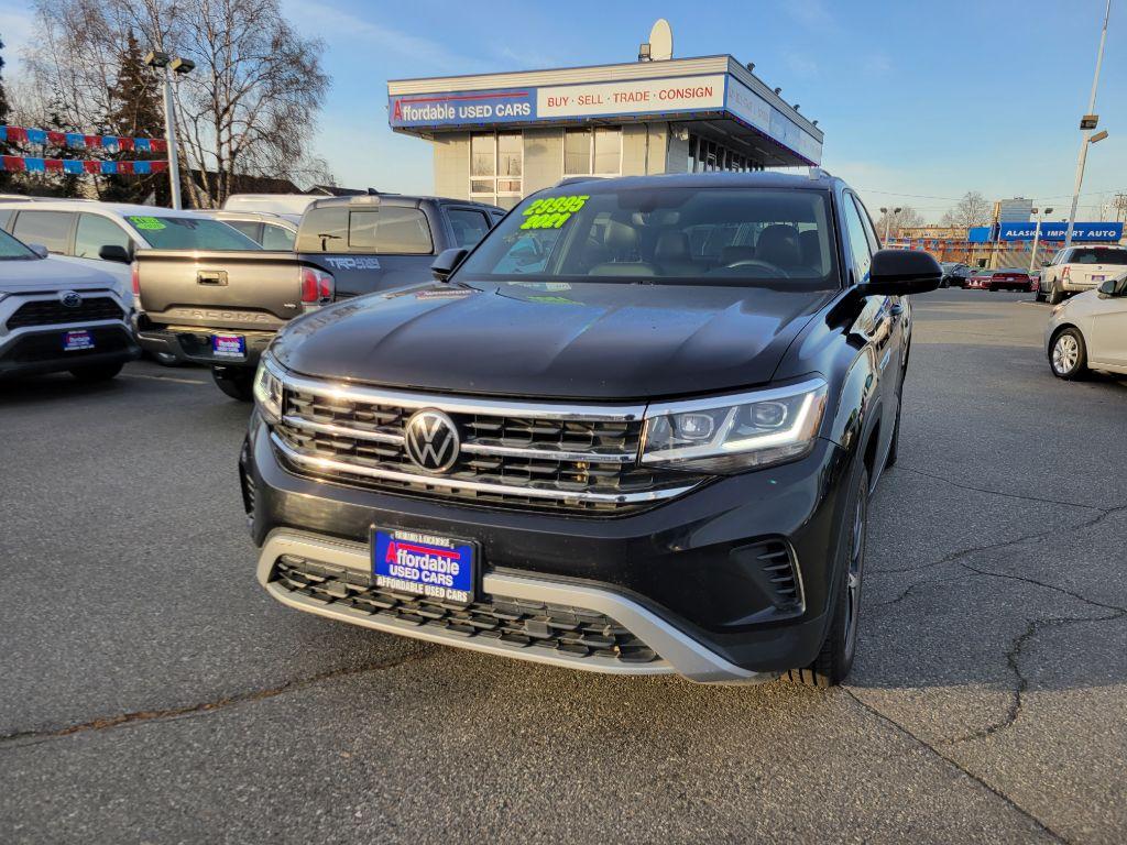 photo of 2021 VOLKSWAGEN ATLAS CROSS SE 4DR