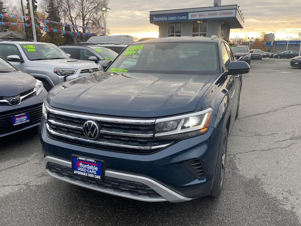 photo of 2021 VOLKSWAGEN ATLAS CROSS SE 4DR