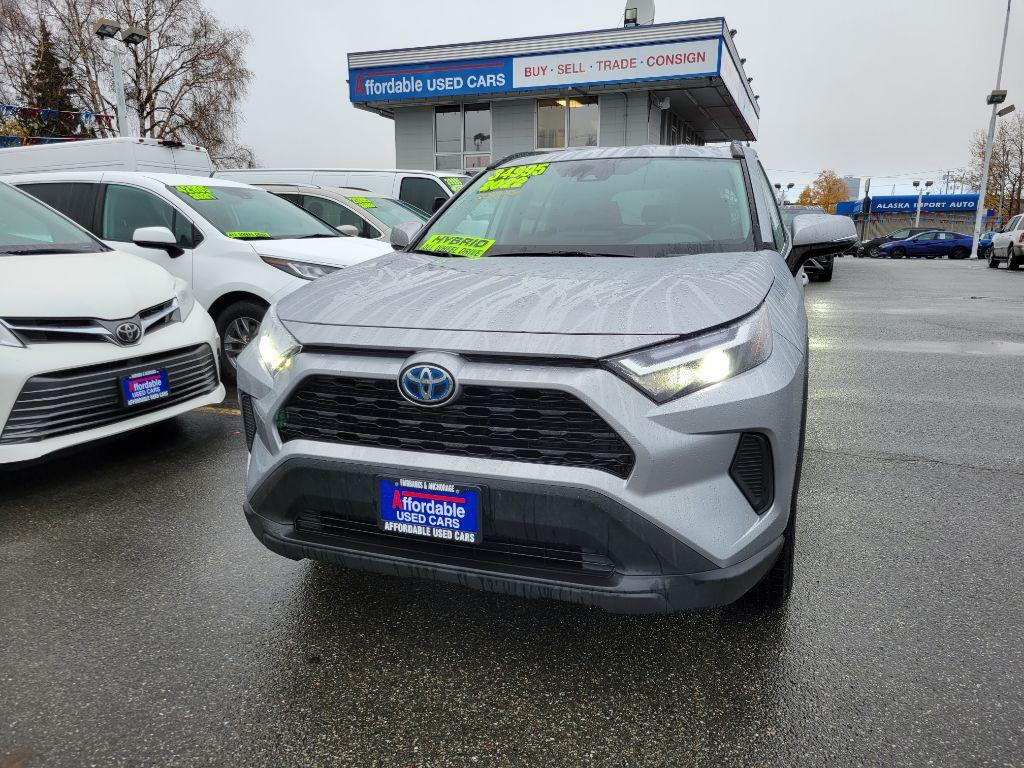 photo of 2022 TOYOTA RAV4 XLE 4DR