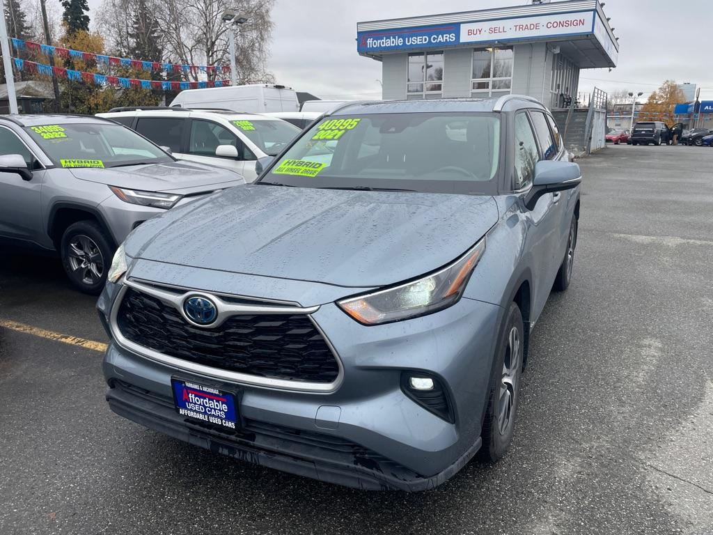 photo of 2022 TOYOTA HIGHLANDER HYBR 4DR