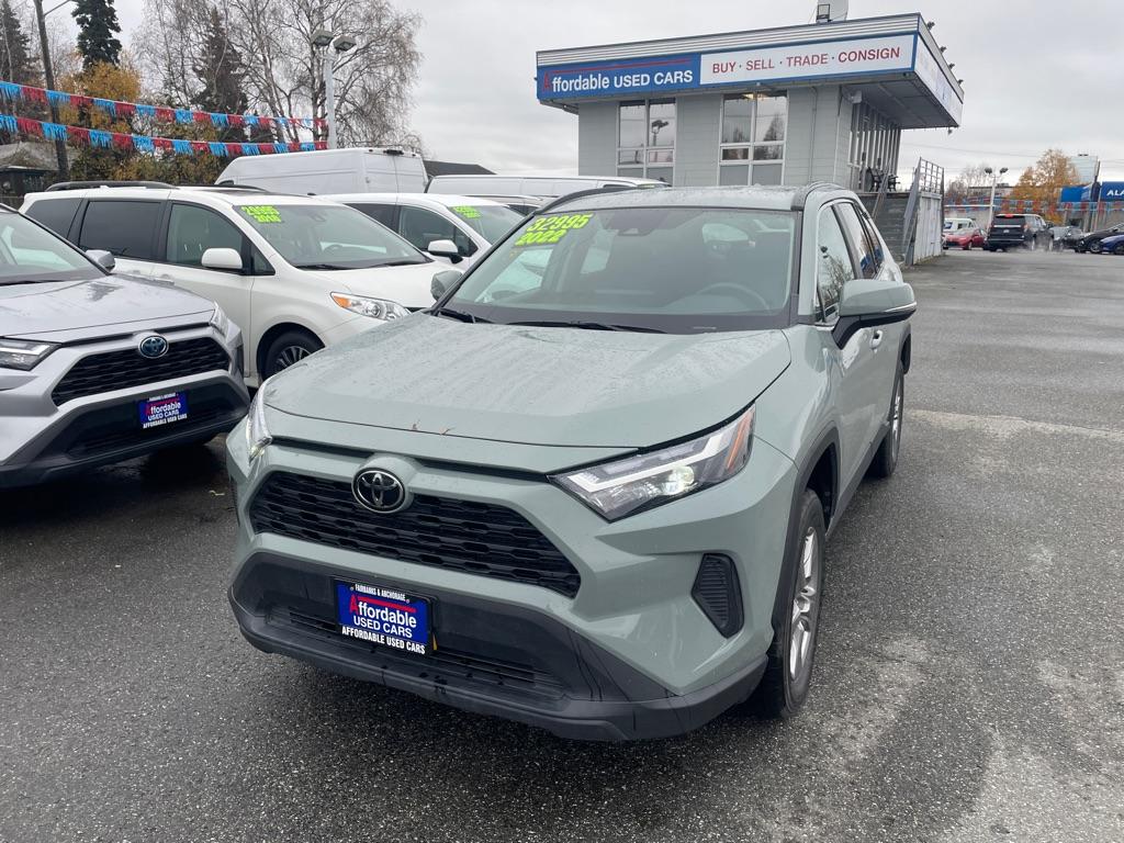 photo of 2022 TOYOTA RAV4 XLE 4DR