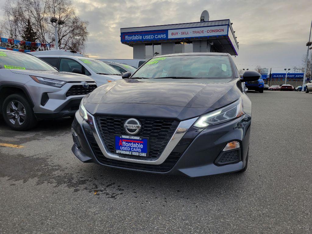 photo of 2021 NISSAN ALTIMA SV 4DR