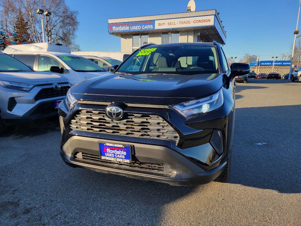 photo of 2022 TOYOTA RAV4 XLE 4DR