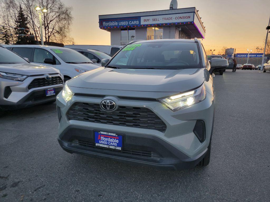 photo of 2022 TOYOTA RAV4 XLE 4DR