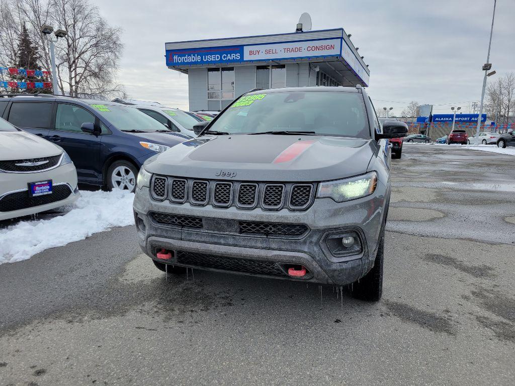photo of 2023 JEEP COMPASS 4DR