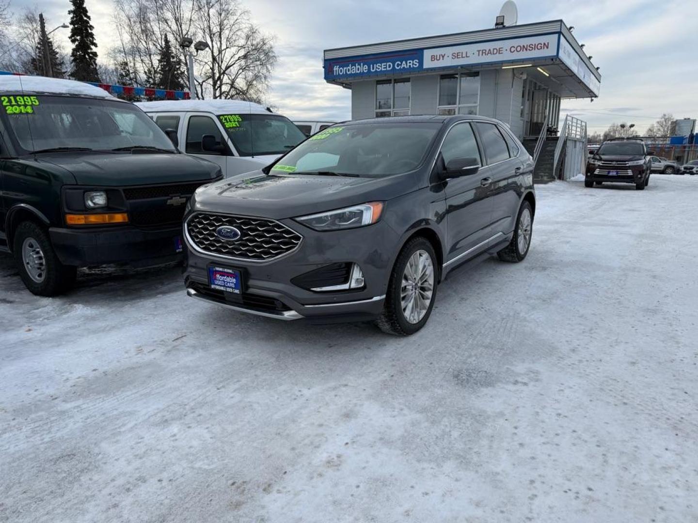 2020 Ford Edge Titanium