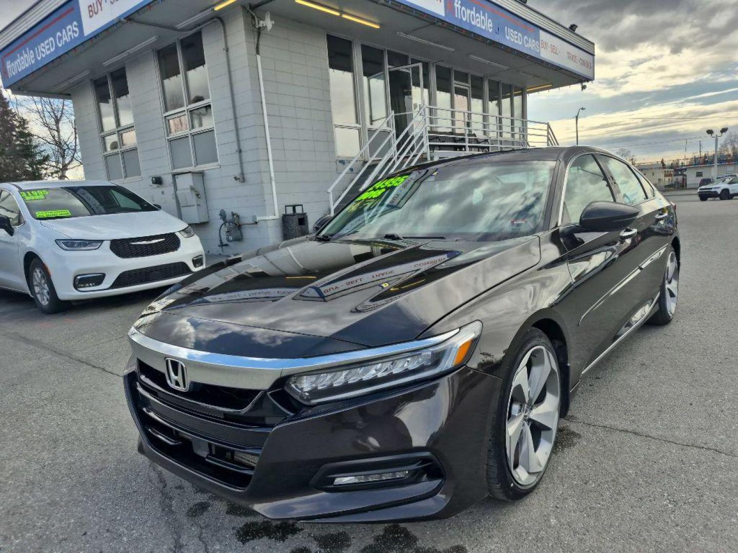 2018 Honda Accord 1.5T Touring Auto's photo