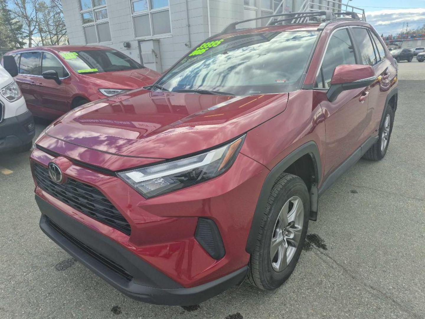 2025 Toyota RAV4 Hybrid XLE AWD's photo