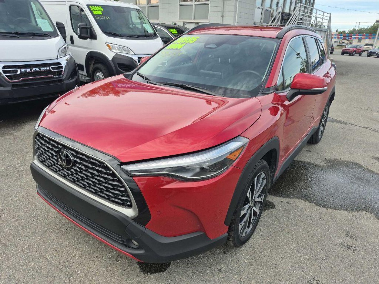 2024 Toyota Corolla Cross XLE AWD's photo