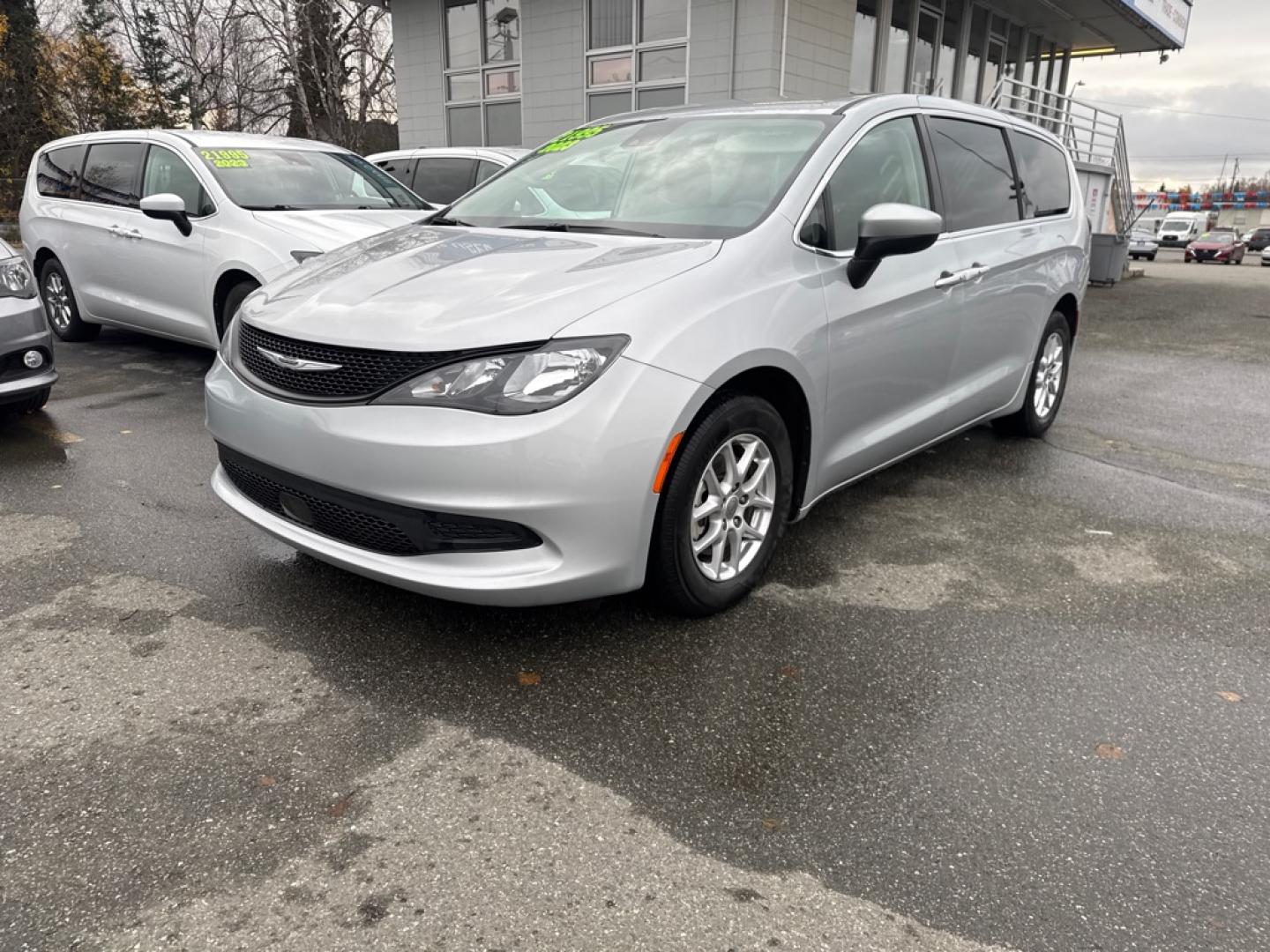 2023 Chrysler Voyager LX